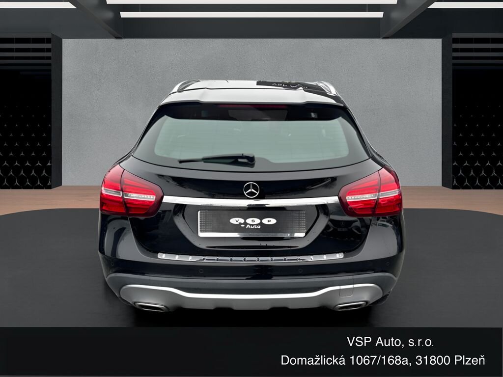 Mercedes-Benz GLA SUV / Terénní 2,1 l 100 kw