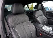 BMW Řada 7 Sedan 3,0 l 210 kw