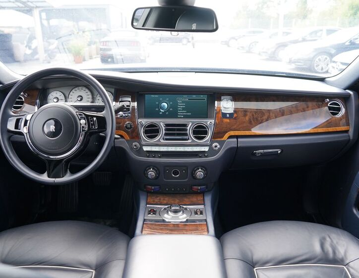 Rolls-Royce Ghost 27