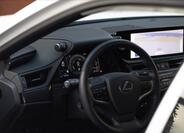 Lexus ES 300h 7