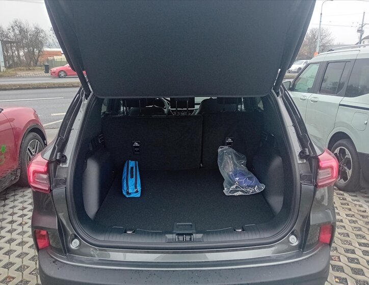 Ford Kuga SUV 2,5 l 134 kw