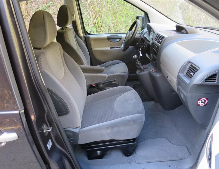 Citroën Jumpy Kombi 2,0 l 120 kw