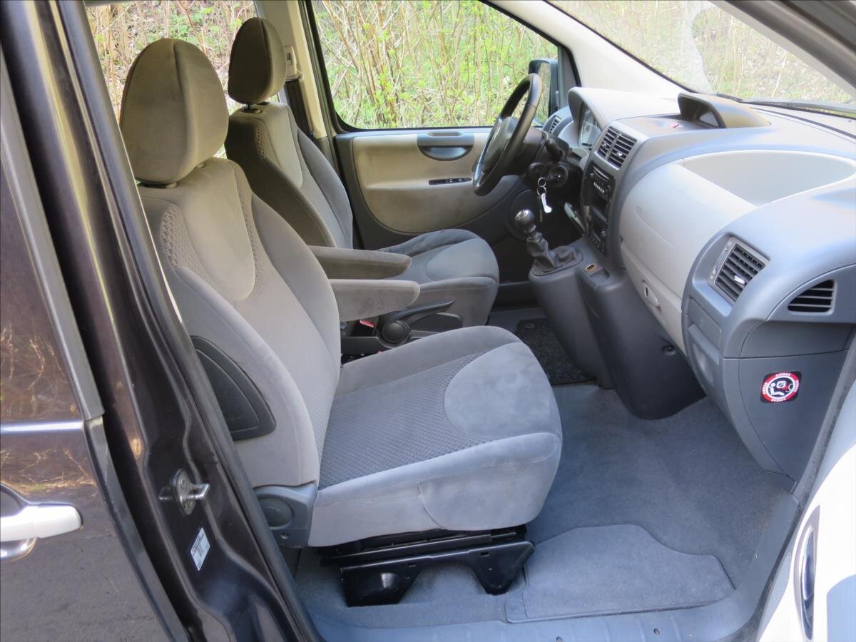 Citroën Jumpy Kombi 2,0 l 120 kw