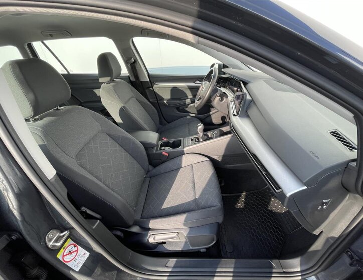 Volkswagen Golf Kombi 999,0 81 kw