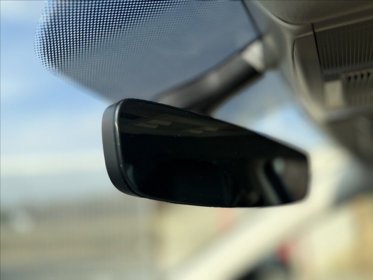 Volkswagen Passat Sedan / Limuzína 2,0 l 110 kw