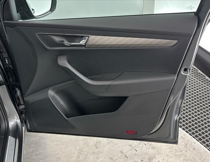 Škoda Karoq SUV / Terénní 1,5 l 110 kw