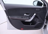 Mercedes-Benz Třídy A Sedan / Limuzína 1,3 l 118 kw