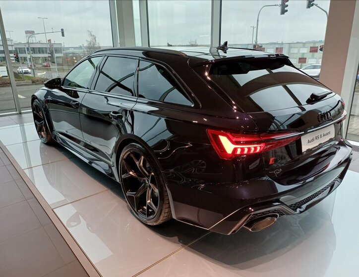 Audi RS 6 Kombi 4,0 l 463 kw