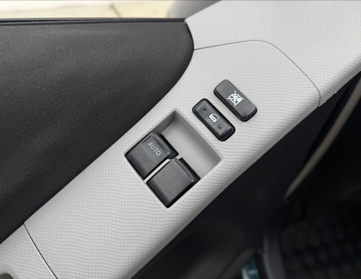 Toyota Yaris Hatchback 1,3 l 64 kw