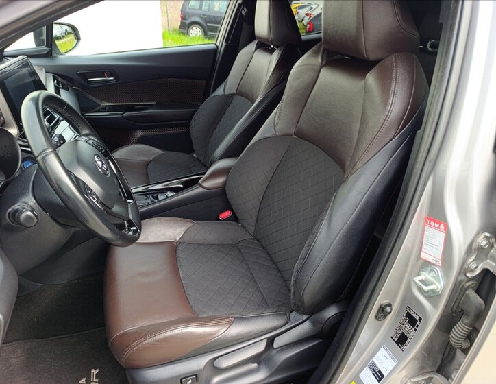 Toyota C-HR Hatchback 1,8 l 72 kw