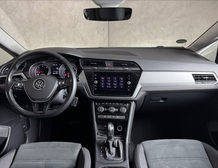 Volkswagen Touran 15