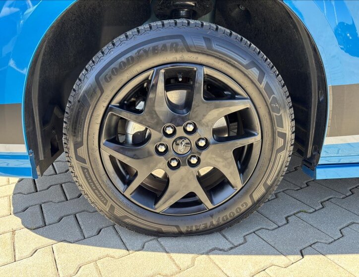 Ford Tourneo Custom Kombi 2,5 l 171 kw