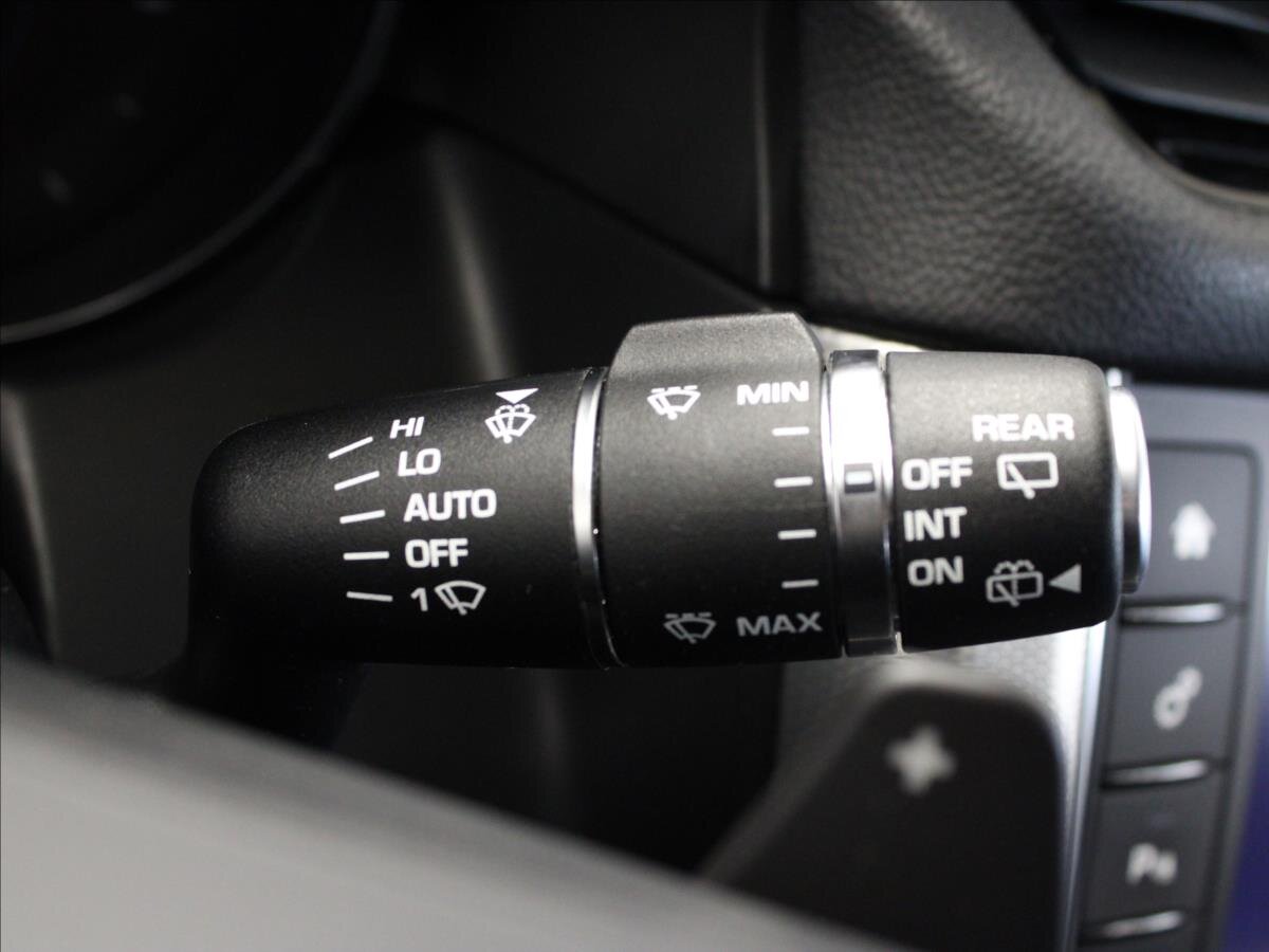 Jaguar XF Kombi 2,0 l 132 kw