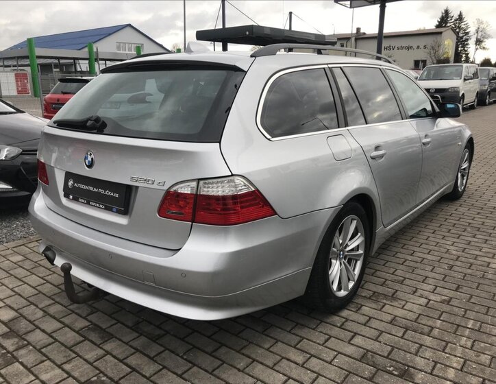 BMW Řada 5 Kombi 2,0 l 120 kw