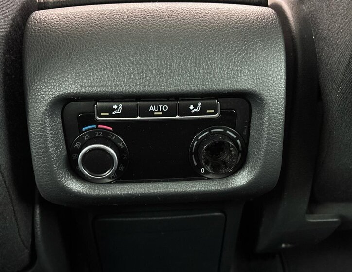 Volkswagen Sharan MPV 2,0 l 103 kw