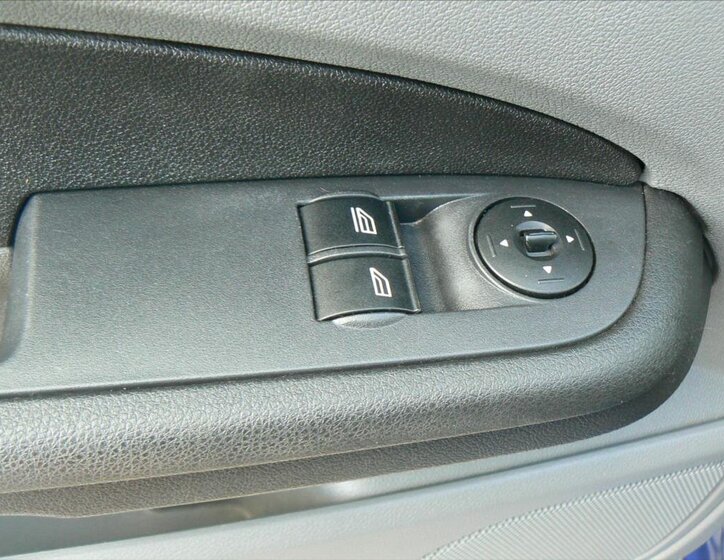 Ford Focus Hatchback 1,6 l 74 kw