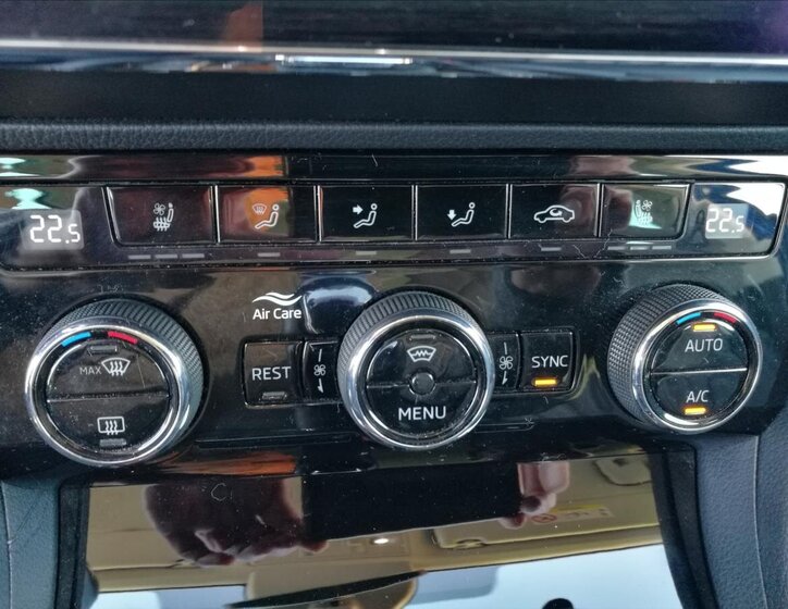 Škoda Superb Kombi 2,0 l 140 kw