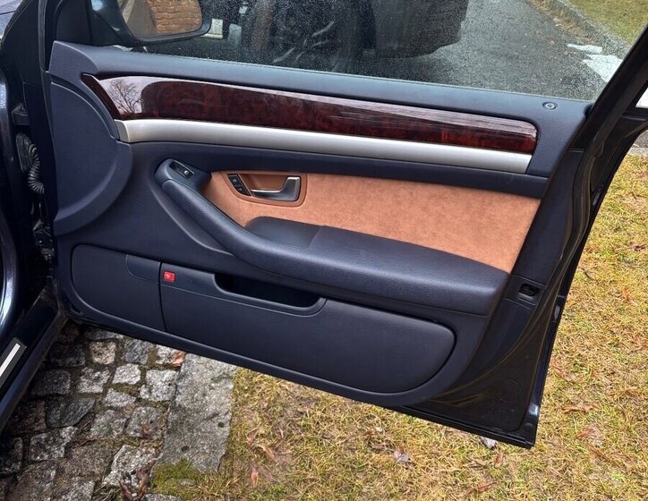 Audi A8 Sedan / Limuzína 0,0 0