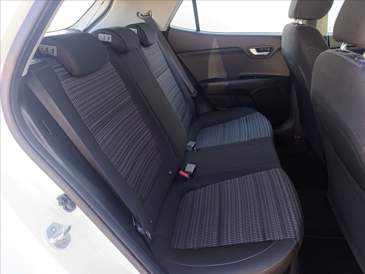 KIA Stonic Hatchback 1,4 l 73 kw