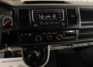 Volkswagen Transporter 19