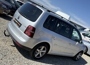 Volkswagen Touran 5