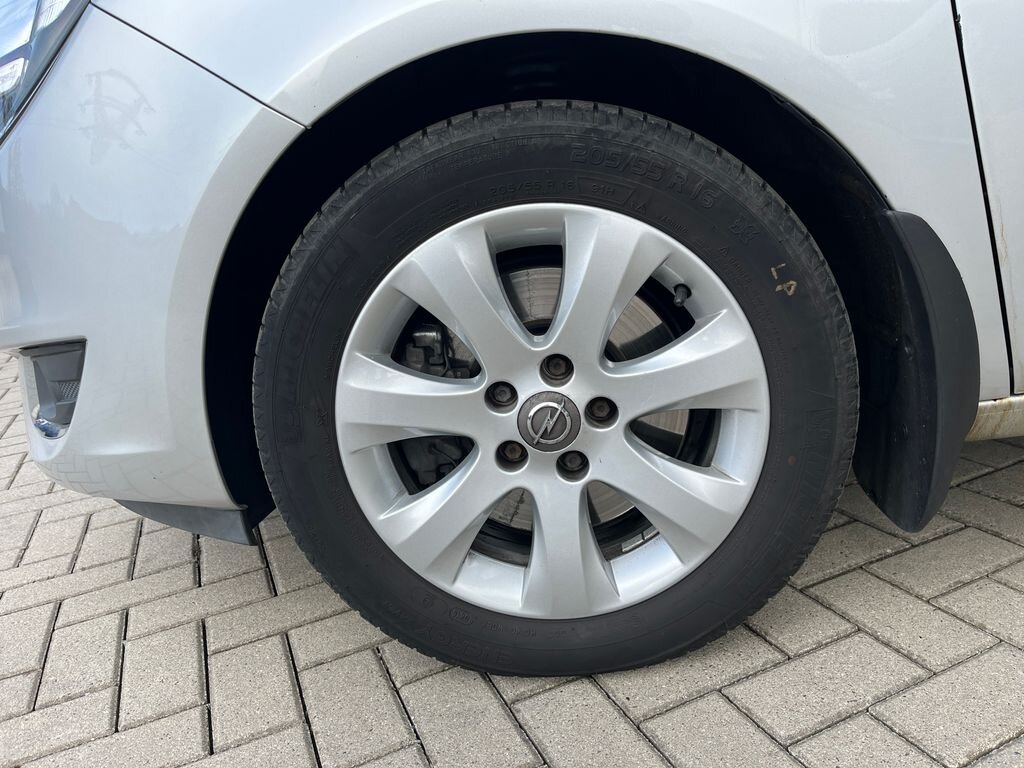 Opel Meriva MPV 1,4 l 103 kw