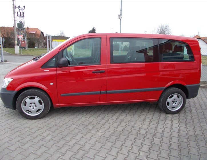 Mercedes-Benz Vito MPV 2,1 l 70 kw