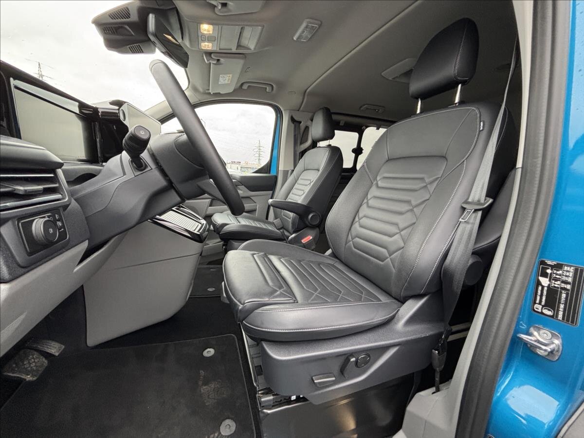 Ford Tourneo Custom MPV 0,0 160 kw