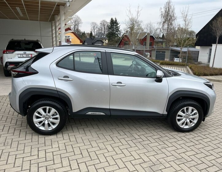 Toyota Yaris Cross SUV / Terénní 1,5 l 68 kw