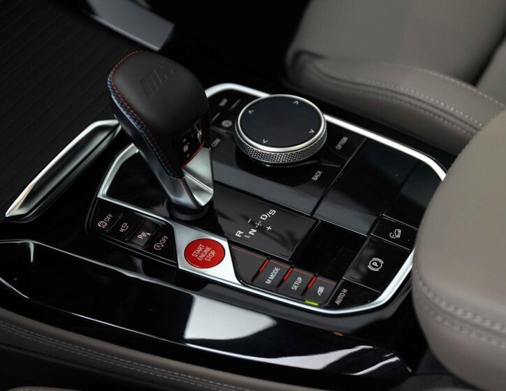 BMW X4 SUV 3,0 l 353 kw