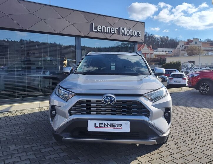 Toyota RAV4 SUV 2,5 l 163 kw