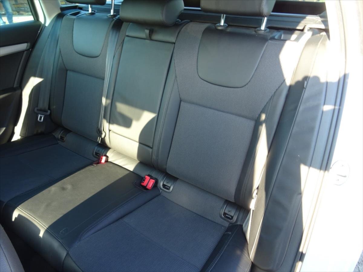 Škoda Octavia Kombi 999,0 85 kw