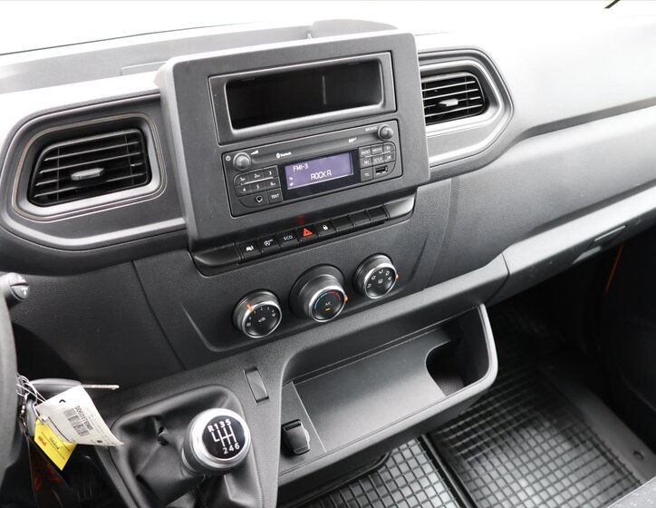 Opel Movano Valník 2,3 l 110 kw