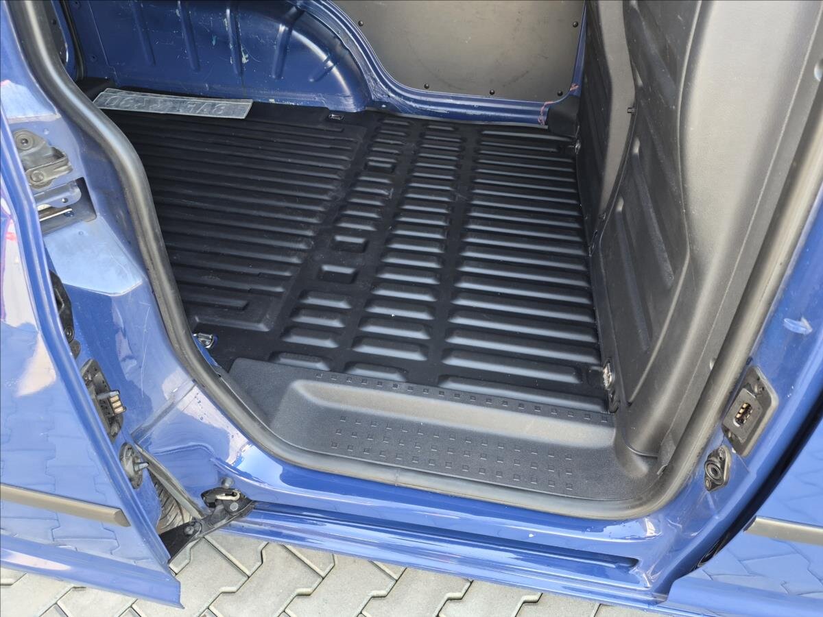 Volkswagen Caddy Ostatní 2,0 l 75 kw