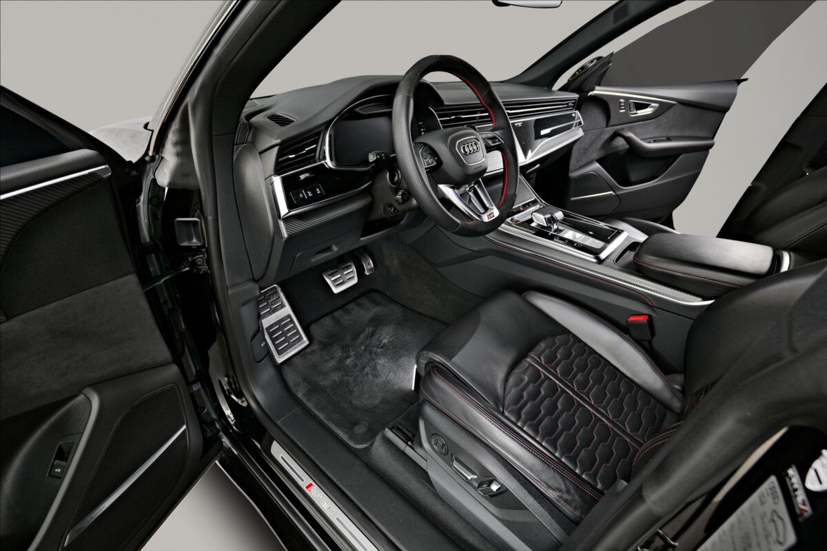 Audi RS Q8 SUV / Terénní 4,0 l 441 kw