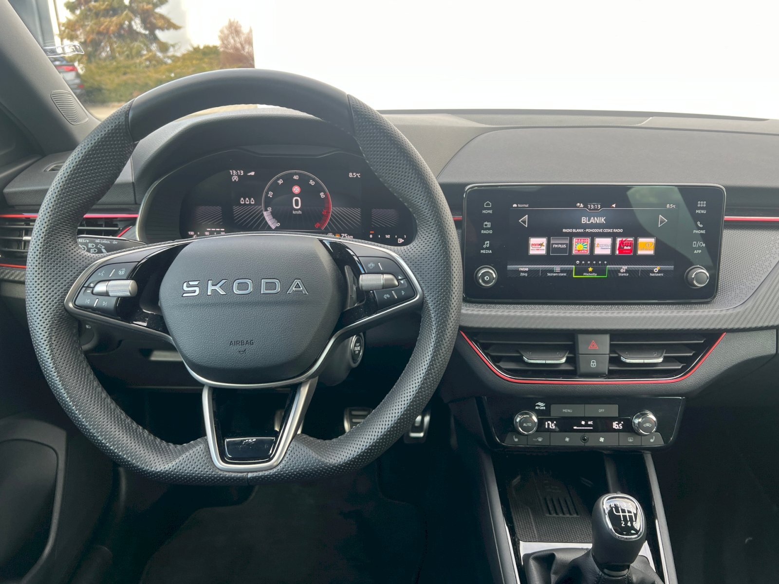 Škoda Scala Hatchback 1,0 l 85 kw