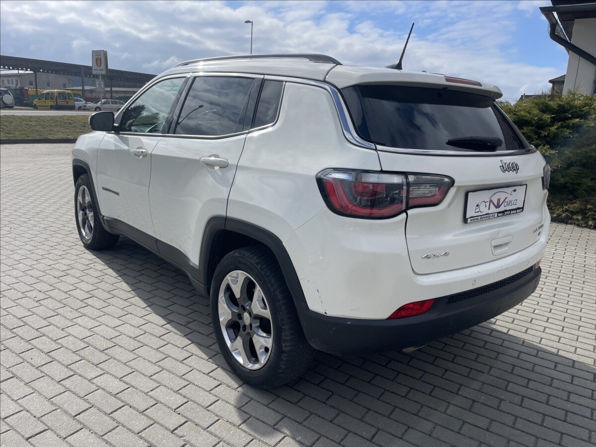 Jeep Compass SUV / Terénní 2,0 l 103 kw