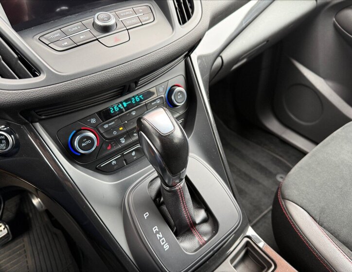 Ford Kuga SUV 2,0 l 132 kw