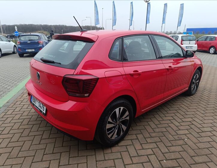Volkswagen Polo Hatchback 999,0 70 kw