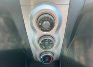 Toyota Yaris Hatchback 1,3 l 64 kw