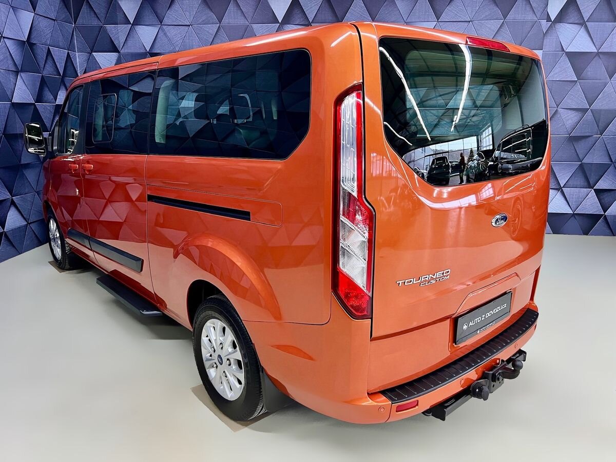 Ford Tourneo Custom