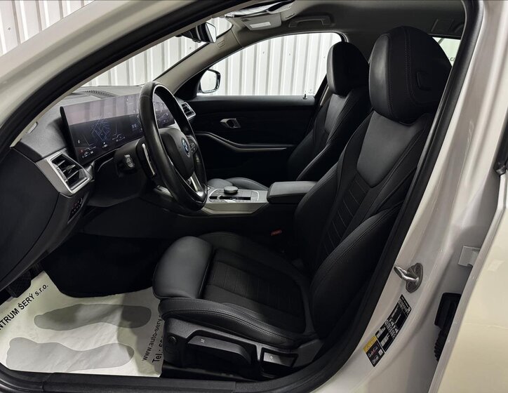 BMW Řada 3 Kombi 2,0 l 215 kw