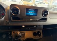 Mercedes-Benz Sprinter 11