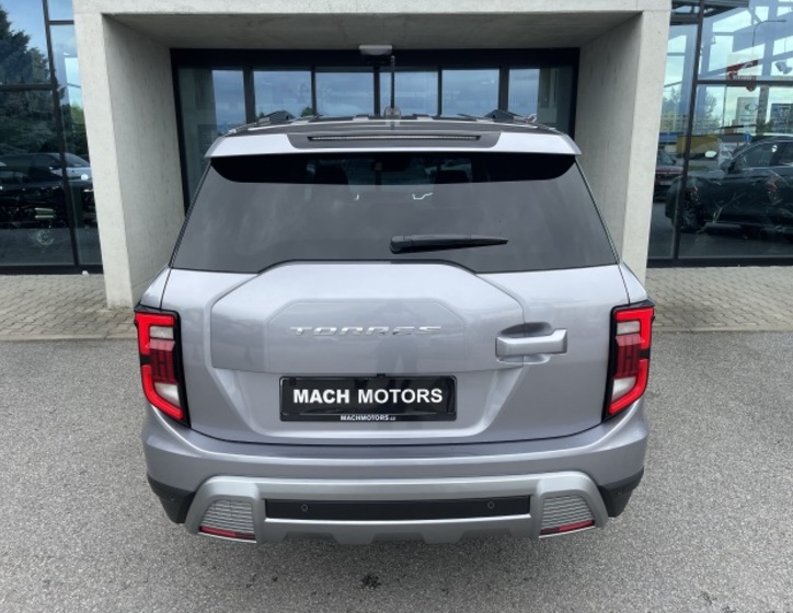 SsangYong Torres 8