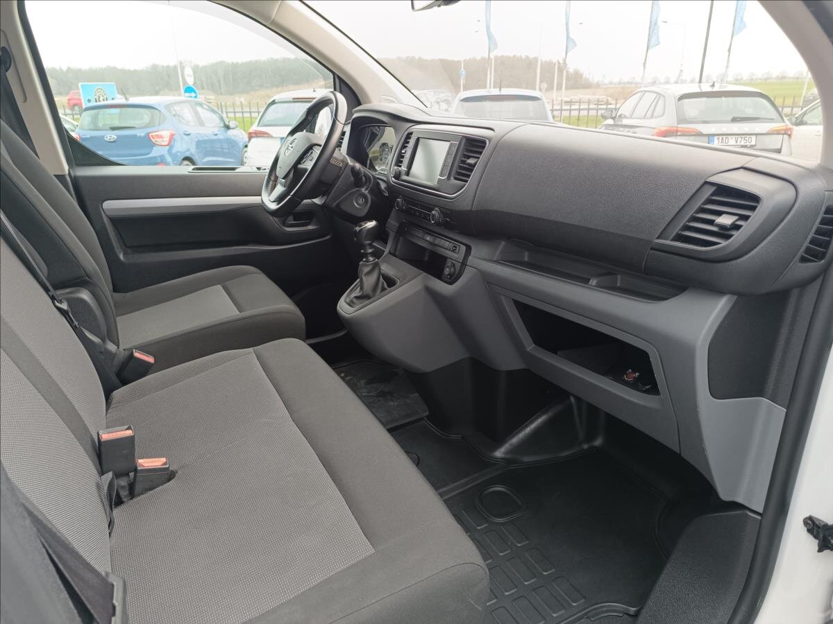 Opel Vivaro MPV 2,0 l 106 kw