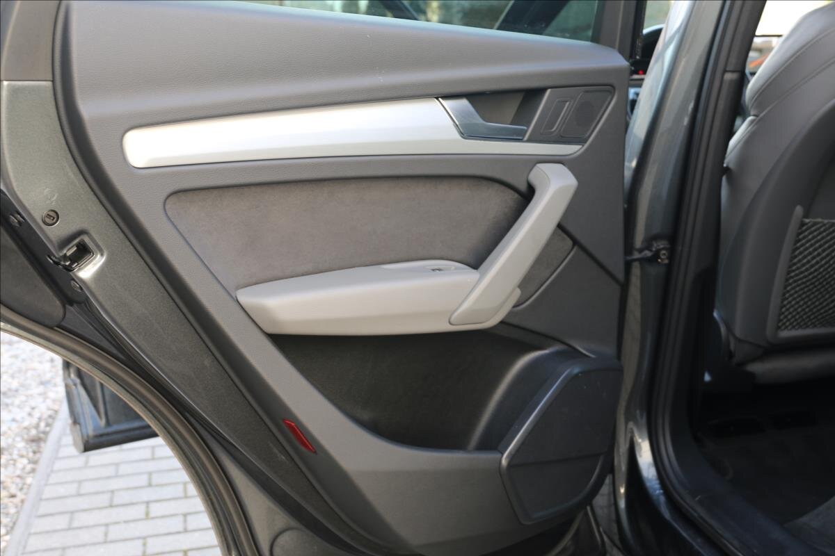 Audi Q5 SUV 2,0 l 150 kw