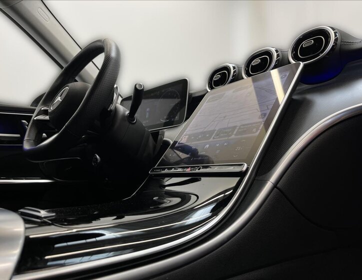 Mercedes-Benz Třídy C Kombi 2,0 l 145 kw