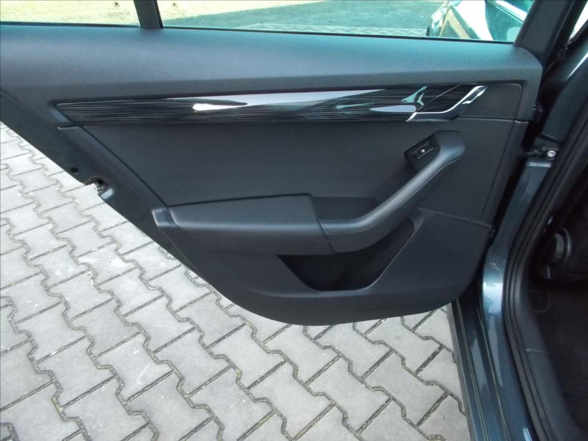 Škoda Octavia Kombi 1,6 l 85 kw