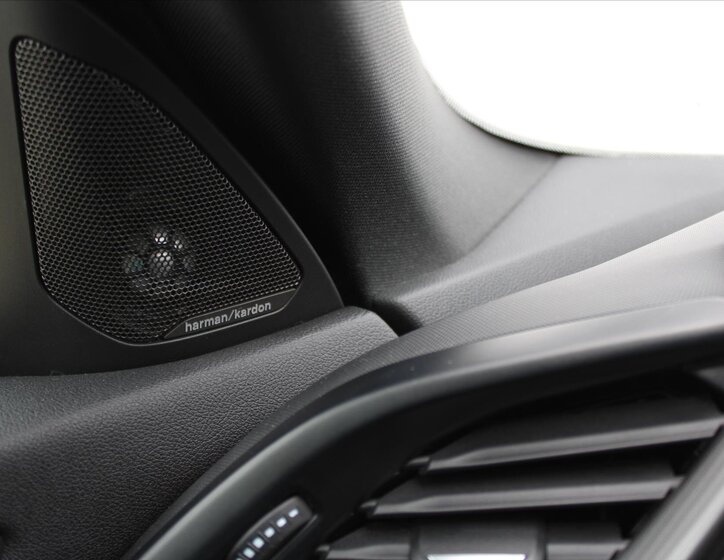 BMW Řada 2 Sedan 2,0 l 140 kw