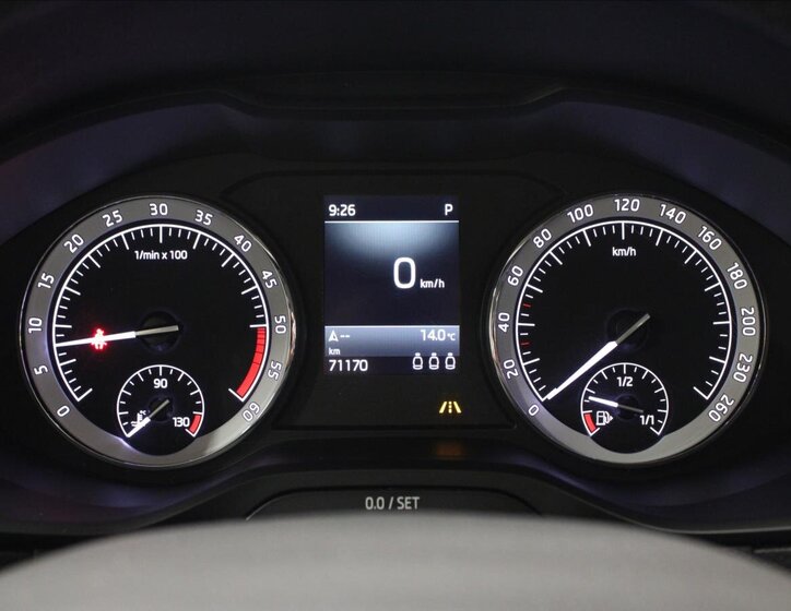 Škoda Karoq SUV / Terénní 2,0 l 110 kw